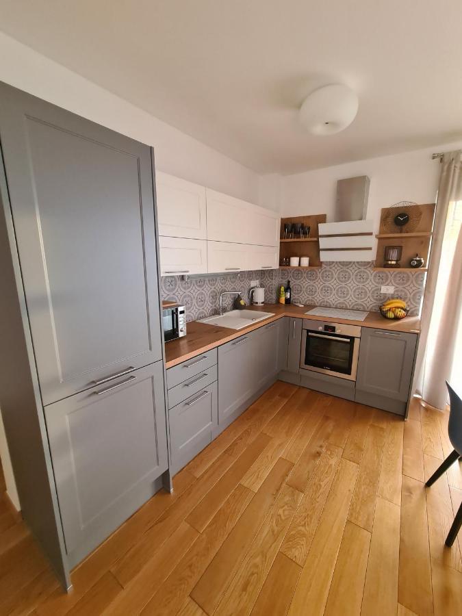 Mariposa Makarska 83M2 New Apartment With Garage Dış mekan fotoğraf